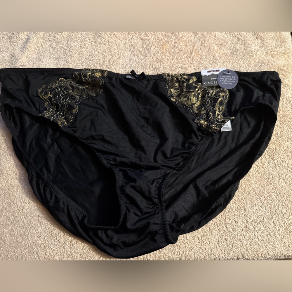 NWT Cacique Black & Gold Foil Lace Bikini Panty